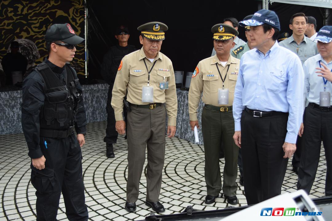 ▲身為三軍統帥的馬英九為解決義務役非可用戰力的方式就是實施「全募兵制」，幾位軍人出身部長為達成統帥使命莫不全力以赴，但是難度太高，筆者甚至認為難度高於國機國造或潛艦國造這樣的硬體自製計畫。（圖／施孝瑋提供）