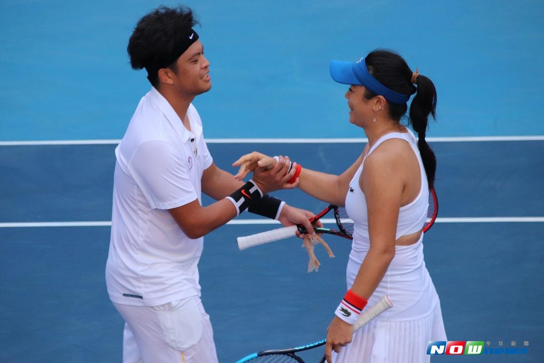 ▲詹詠然（右）、謝政鵬（左）混雙順利晉級8強。（圖／記者林志儒攝 , 2017.08.26）