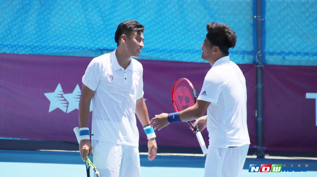 ▲ 謝政鵬（右）、彭賢尹（左）男雙8強戰意外出局。（圖／記者林志儒攝 , 2017.08.26）