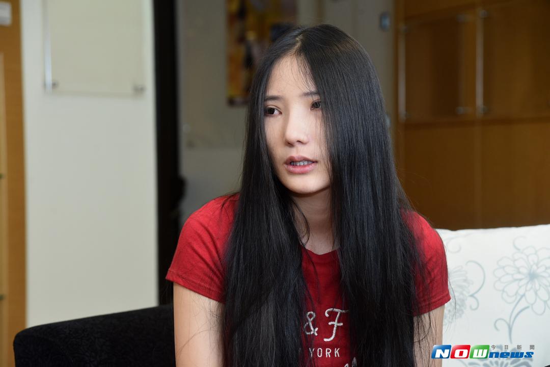 ▲D奶嫩模羽沫徵求100名「口爆」自願者澄清說明。（圖／記者林柏年攝 , 2017.08.25）