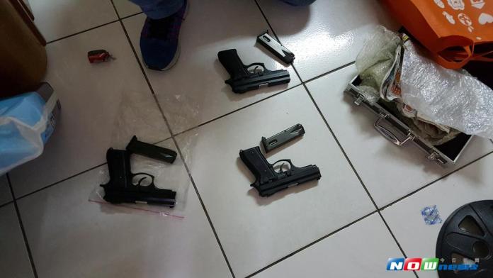 中部警方南下嘉義追查販槍流向，再起出三把金牛座手槍（圖／記者鄧力軍攝 , 2017.08.20）