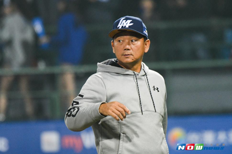 桃猿總教練洪一中。（圖／記者葉政勳攝）