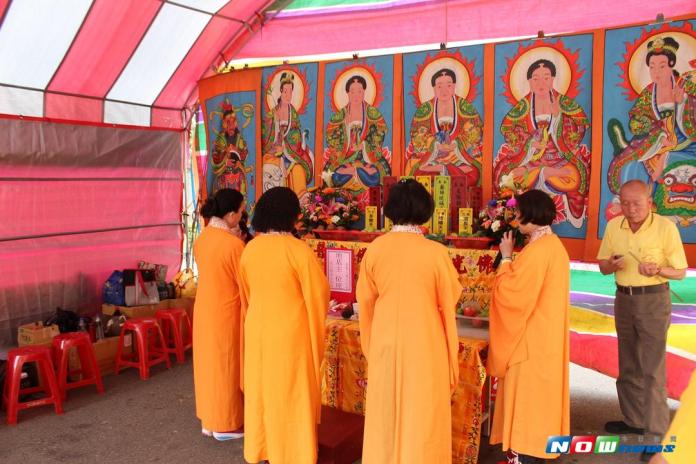 農曆七月將至，各地普渡祭祀活動，中市環保局已陸續完成后里及烏日焚化廠「淨爐」祈福法會（圖／環保局提供 , 2017.8.15）