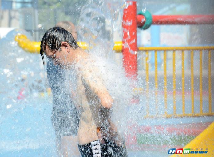 ▲氣象局表示，明（13）日全台各地為晴朗炎熱天氣，大台北地區將有出現37度高溫的機率。（圖／NOWnews）