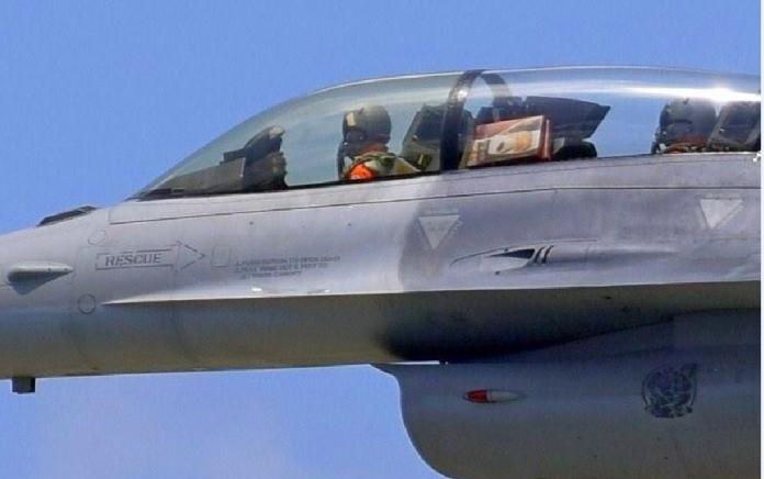 F-16戰機成麻糬運送機　空軍：要求加強飛行紀律
