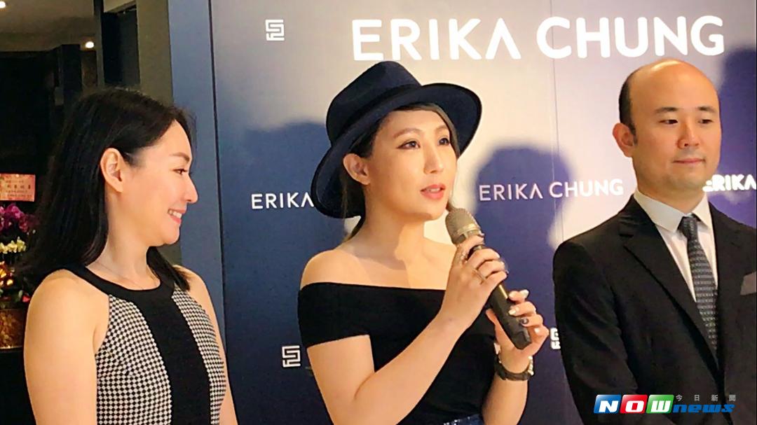 鍾佩吟覺得每個堅毅的女性心理都住著一個少女，親自設計規劃專櫃將品牌打造成夢幻歐式風格，彷彿置身歐洲，讓每個女孩都能來當公主。（圖／記者郭俊暉攝 , 2017.08.10）