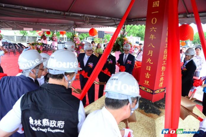 由UCC咖啡公司董事長杉本昌利及縣長李進勇等貴賓共同動土。（圖／記者洪佳伶翻攝 , 2017.08.09）