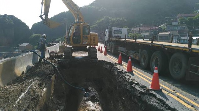 40年老水管爆了！基隆瑞芳等地2.2萬戶大停水
