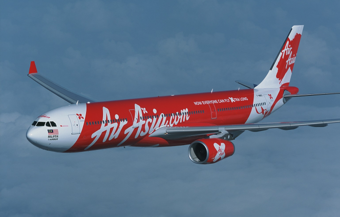 ▲亞洲航空AirAsia即日起至8月27日23:59推出2023年第三波大促銷，台灣直飛航線，單程最低未稅758元起，飛吉隆坡竟最低來回含稅價只有3838元。（圖／資料照，取自AirAsia）