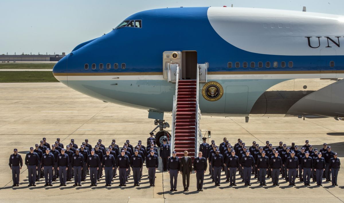 ▲美國總統座機空軍一號（Air Force One）停放在安德魯聯合基地（Joint Base Andrews）。（圖／美國空軍.2016.5.13）