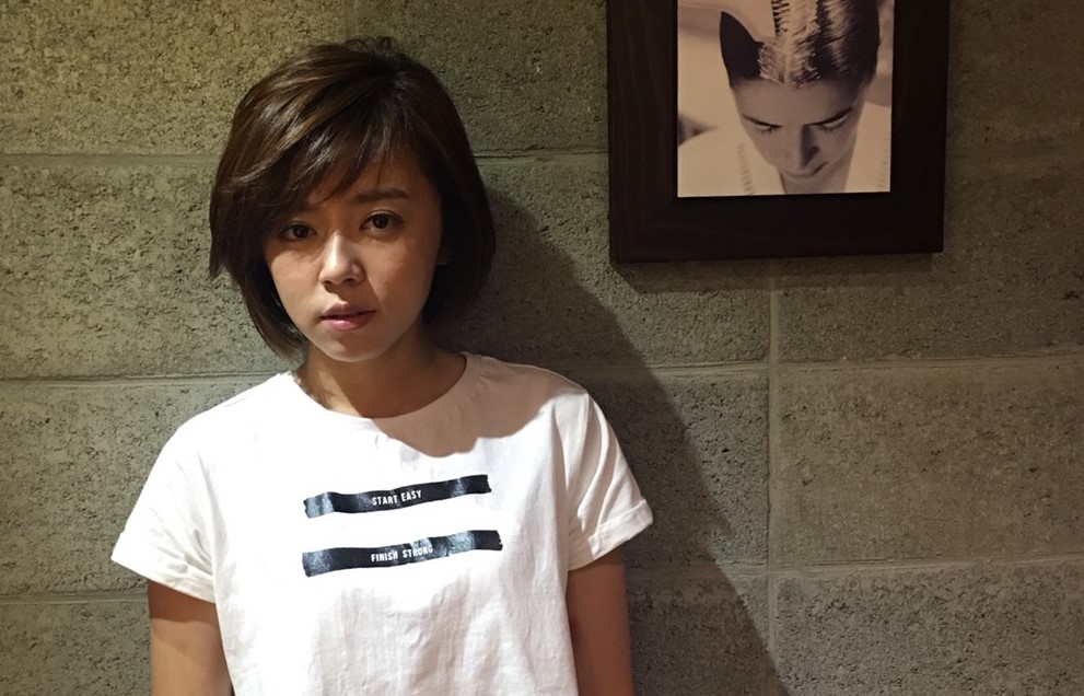 ▲王瞳為戲剪下留了13年的長髮。（圖／民視提供，2017.09.28）