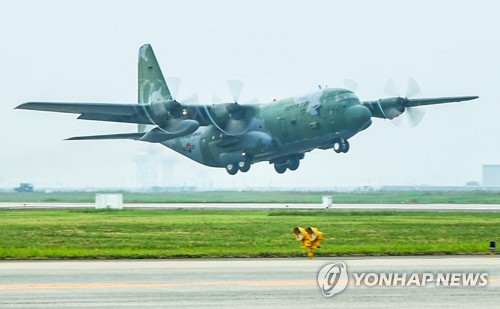▲在研發「定向紅外線對抗系統」之際，南韓軍方正在對將參加斬首行動的C-130運輸機等部分飛機進行改良。圖為南韓C-130運輸機。（圖／翻攝自韓聯社）