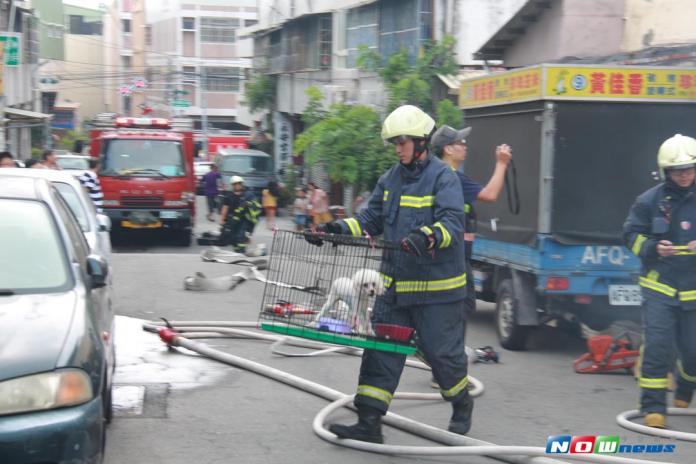 ▲員林市一民眾家中神明廳進行安座，卻忘了關閉火爐引發住宅火警。（圖／記者陳雅芳攝，2017.9.23）