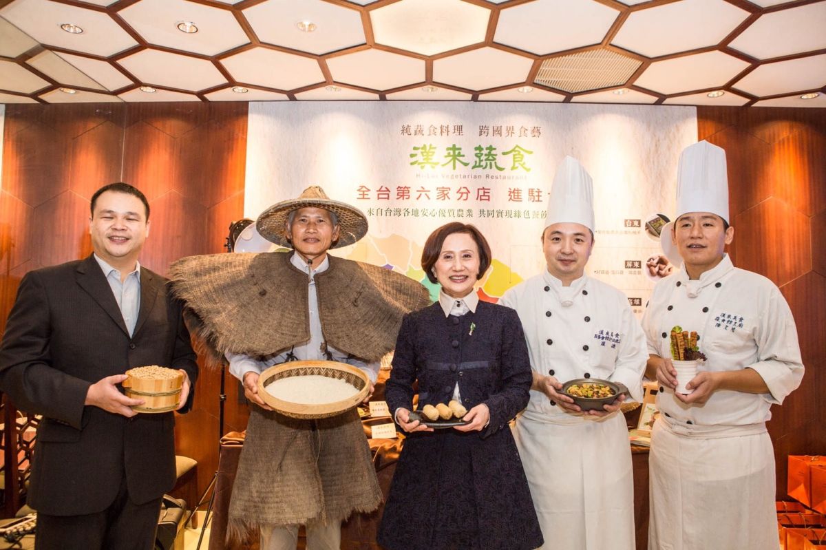 ▲漢來美食旗下漢來蔬食插旗台中廣三SOGO百貨，創立全台第六家分店，完成北中南佈局。（圖／金武鳳攝 , 2017.9.18）