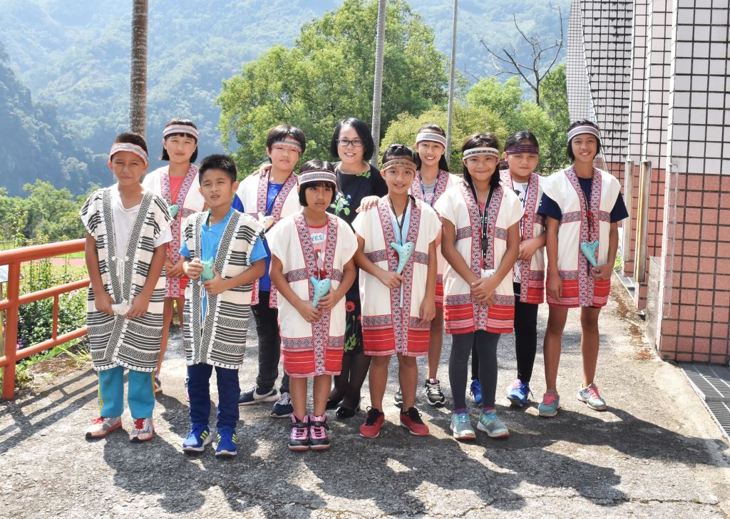 ▲泰雅族的陳香蘭老師，在賽夏小學任教，榮獲師鐸獎肯定。（圖／新竹縣政府提供 , 2017.09.18）