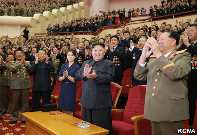 ▲北韓官方10日舉行大會，慶祝氫彈試爆成功。（圖／朝鮮中央社 , 2017.9.11）