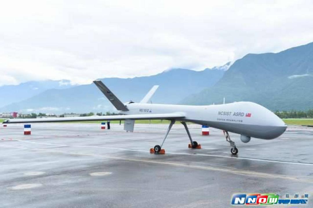 ▲花蓮空軍基地開放時展示的大型無人機，外界稱為騰雲無人機，這種無人機外型類似美軍的RQ-9。（圖／NOWnews資料照）