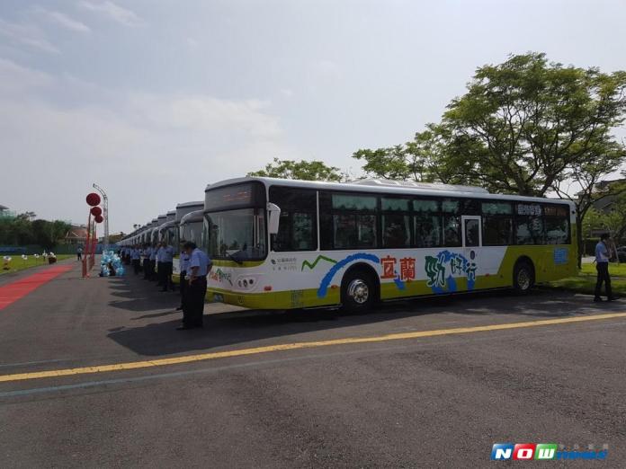 方便高齡者搭乘　老舊車汰換成低地板公車
