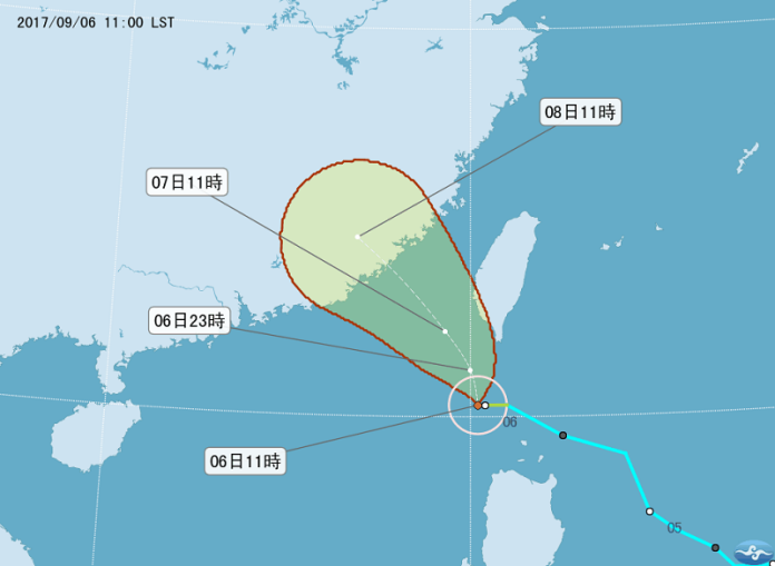 ▲氣象局表示，今（6）日深夜至明（7）日將是谷超颱風最接近台灣的時候，預估明日下半天後，谷超颱風將登陸大陸。（圖／翻攝自中央氣象局）