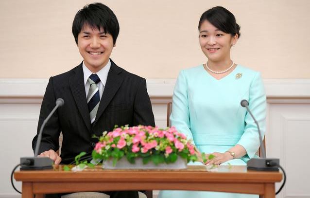 真子公主正式訂婚　未婚夫坦言求婚細節
