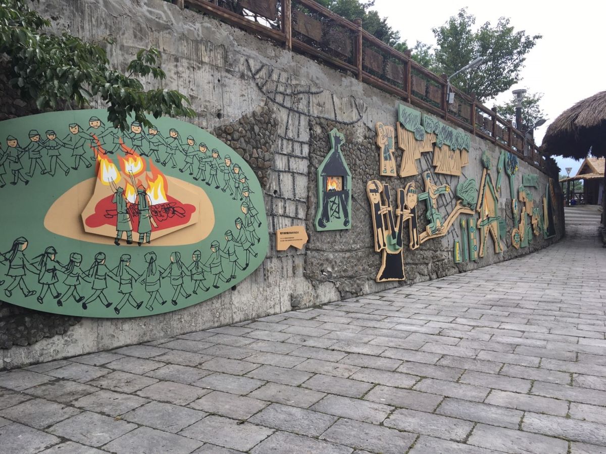 ▲阿里山鄒族特富野文化牆，世大運閉幕典禮上讓全世界都看見。（圖／阿管處提供 , 2017.09.01）