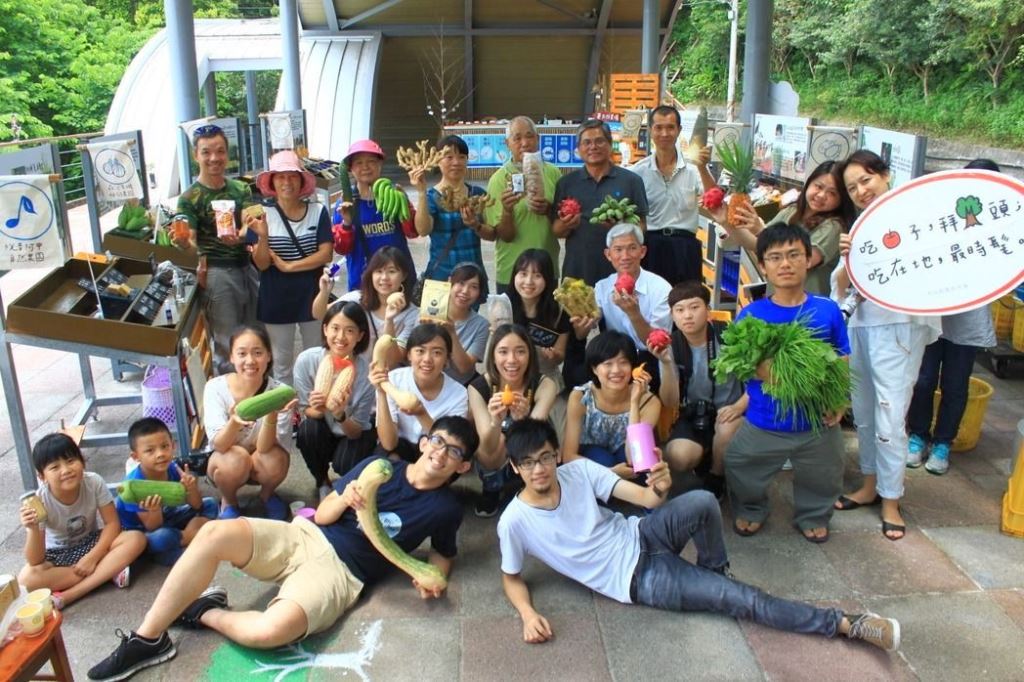 ▲竹縣橫山鄉大山背農民市集開幕，打造「誠實且誠食」的在地直銷平台。（圖／新竹縣政府提供 , 2017.09.01）