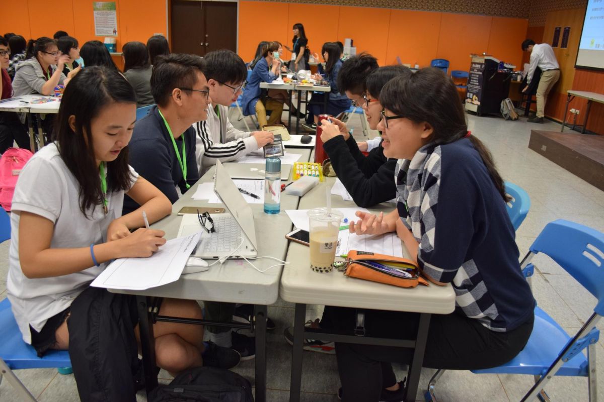 ▲國立臺灣師範大學全人教育中心舉辦「師大服務松」的活動，58位學生經歷48小時的密集營隊，提出許多令人耳目一新的服務學習方案。（圖／師大全人教育中心提供）