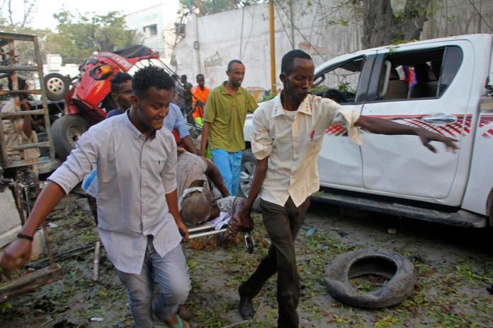 ▲索馬利亞首都摩加迪休（Mogadishu）昨日遭汽車炸彈攻擊，官方表示事件落幕，死亡人數25人。（圖／達志影像／美聯社）