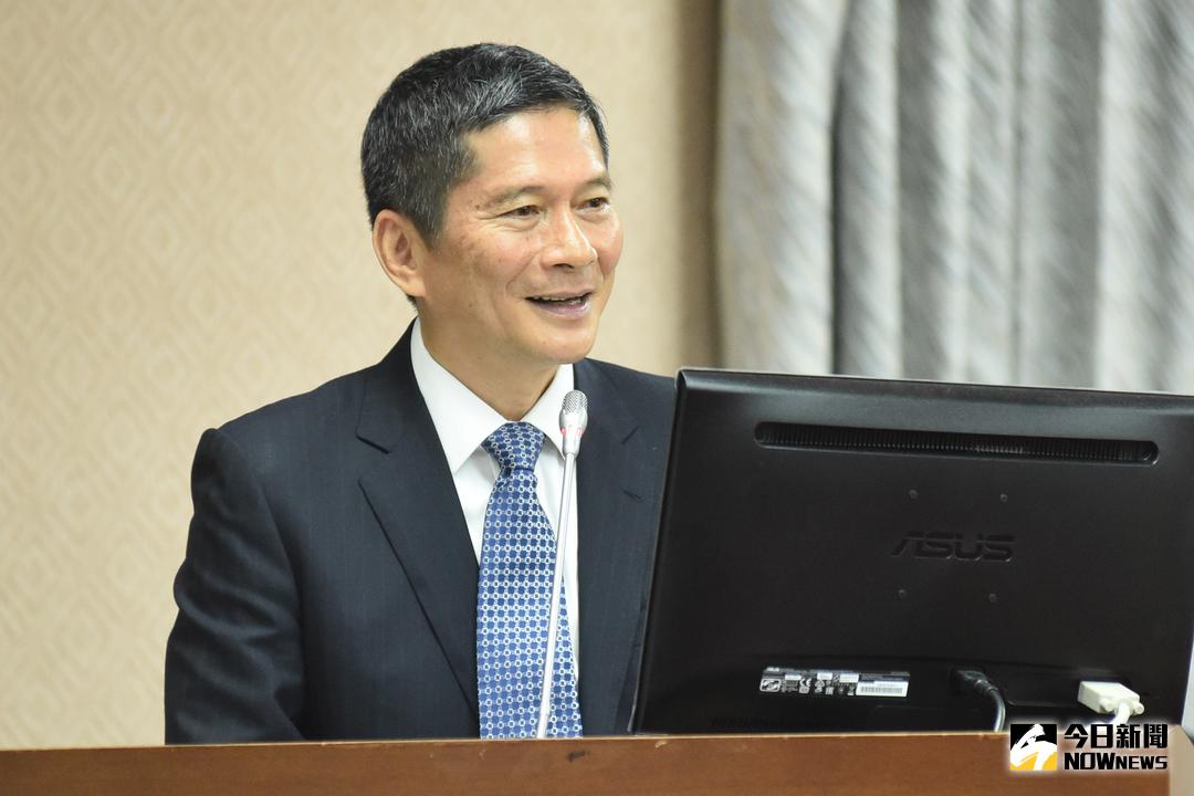 ▲客委會主委李永得（圖）答詢時與國民黨立委徐榛蔚槓上。（圖／記者林柏年攝 ）