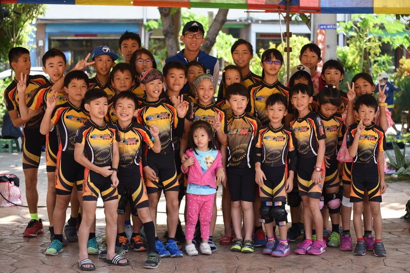 ▲十度稱霸全國！新湖國小溜冰男、女雙雙奪冠。（圖／新竹縣政府提供 , 2017.10.23）