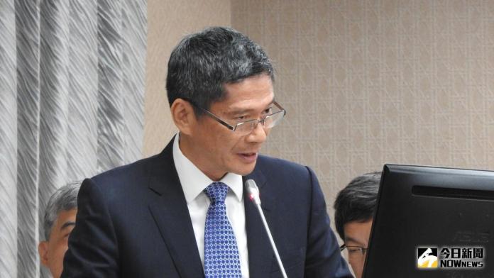 ▲客委會主委李永得到立院內政委員會備詢，受訪時對於是否會對國民黨立委徐榛蔚道歉，李稱不會道歉，因為道歉也需要有理由。（圖／記者戴祺修攝,2017.10.23）