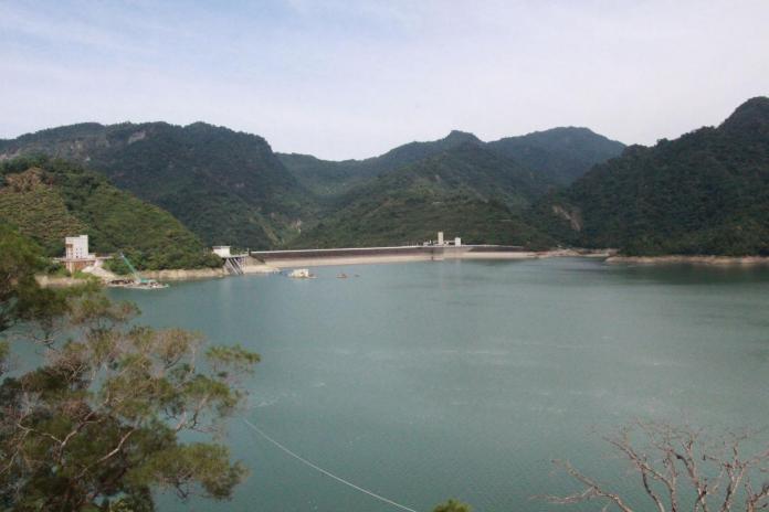 領略全台最大水庫曾水煙波美景
