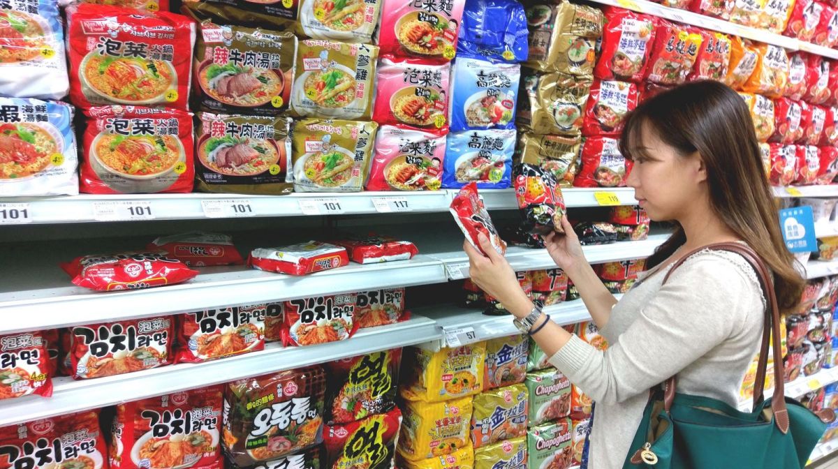 ▲國泰金控公布2018年9月國民經濟信心調查結果，經濟與金融市場信心持續回溫，通膨預期出現緩升。（圖／量販業者提供）