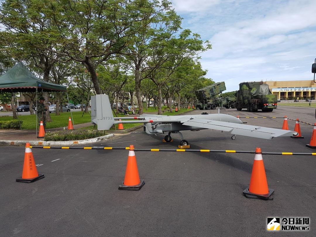 ▲軍方正在準備「全民國防教育表演」體驗活動相關事宜。（圖／記者李清貴攝 , 2017.10.16）