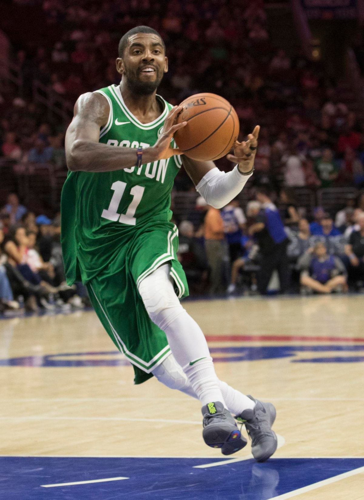 ▲Kyrie Irving將披綠衫軍戰袍，率隊挑戰老東家騎士。（圖／美聯社／達志影像）