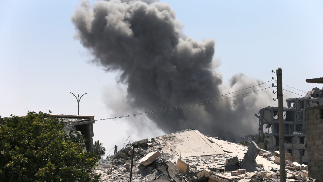 ▲敘利亞庫德族民兵組織表示，今天或明天或許就可解放IS「首都」拉卡。（圖／達志影像／美聯社）