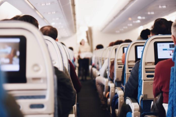 ▲搭機狀況多？這9種乘客不適合坐飛機。（圖／翻攝自pixabay）