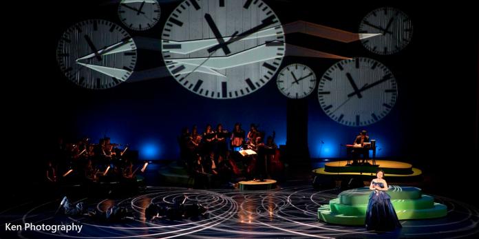 ▲「新古典室內樂團」音樂舞臺劇「築詩．逐詩」，結合了詩、樂、舞、劇、視覺以及建築空間意象的大型跨界展演。（圖／屏東縣文化處提供,2017.10.13）