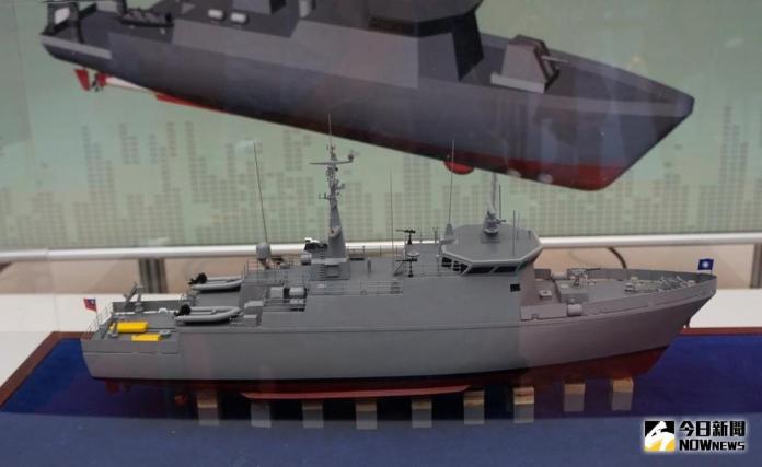 ▲由慶富造船得標，負責承造的海軍獵雷艦模型。（圖／記者呂炯昌攝)