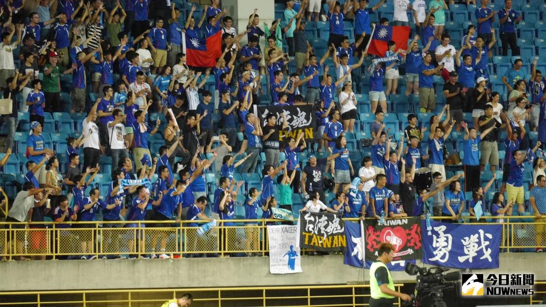 ▲中華隊球迷激動。（圖／吳政紘攝）