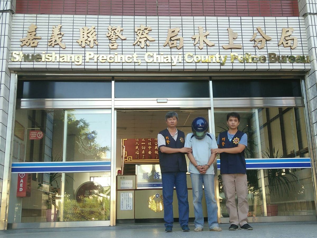 ▲嘉義縣警察局10日迅速偵破開槍尋仇案，並依法移送地檢署。（圖／嘉義縣警察局提供 , 2017.10.10）