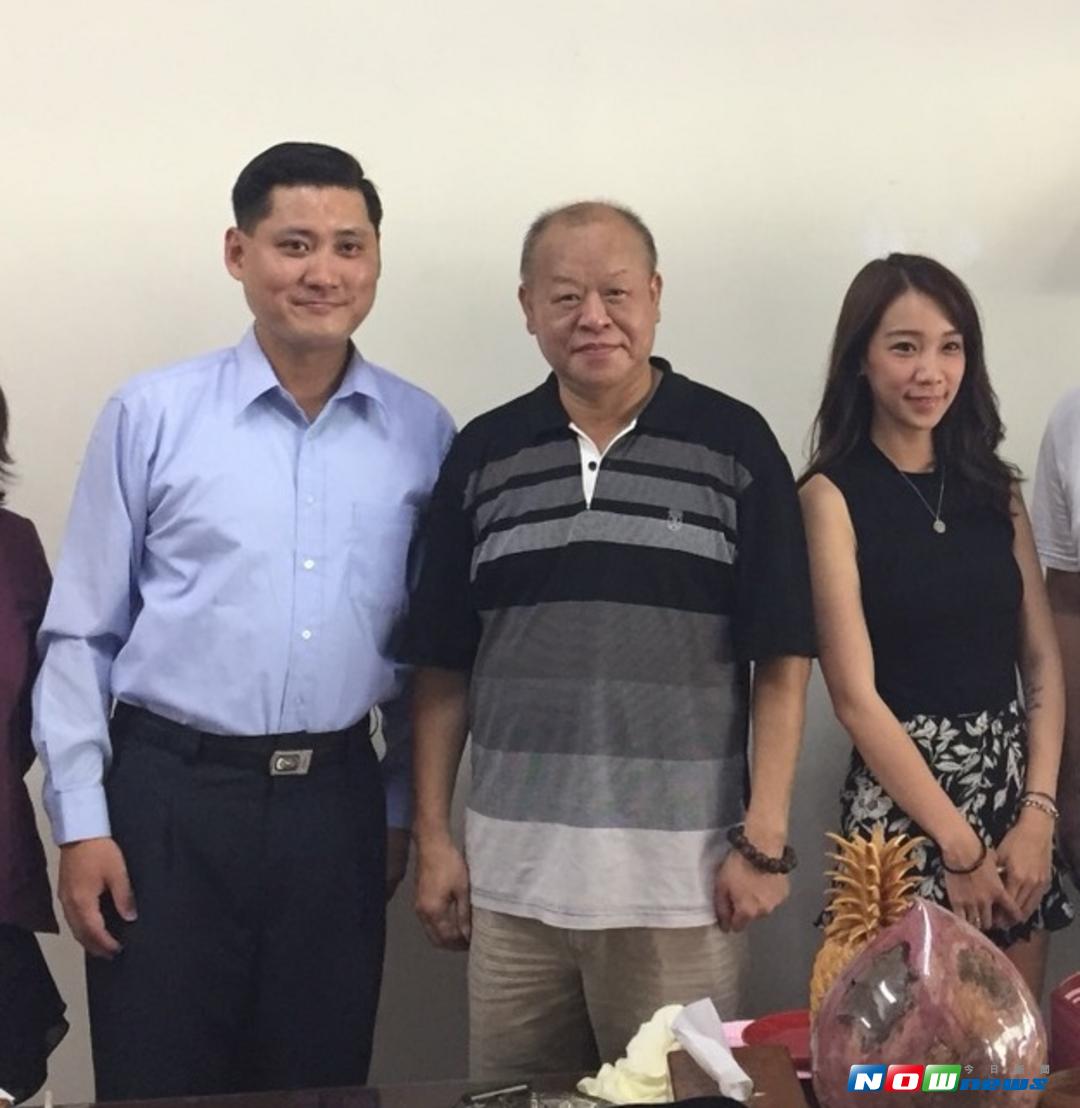 ▲嘉義縣議長張明達\\(中\\)將於10月宣布參選嘉義縣長。（圖／記者陳鐘聲攝 , 2017.10.01）