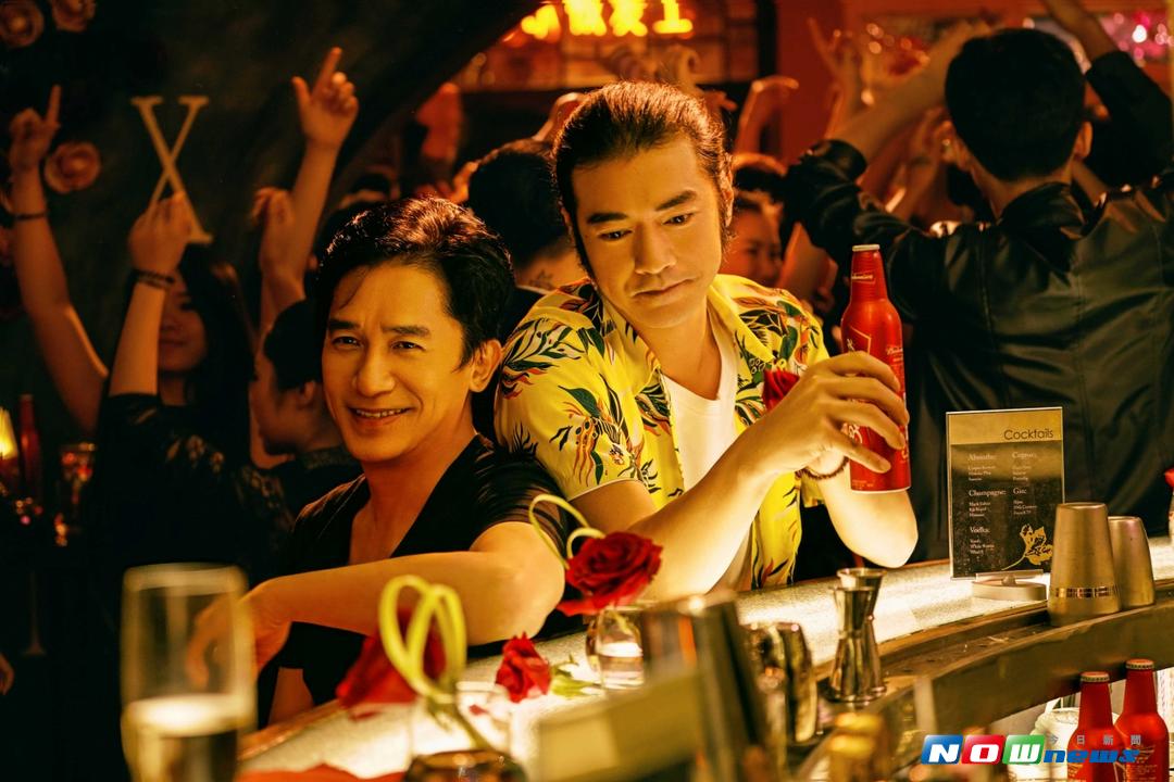 ▲金城武（右）憑《擺渡人》入圍金馬獎最佳男主角，硬是擠下同片的梁朝偉。（劇照，2017.10.01）