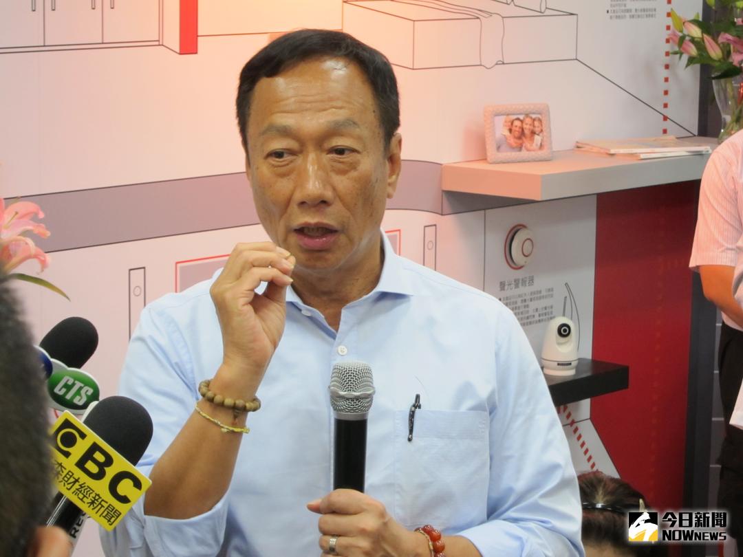 ▲日前傳出鴻海針對長時間出差、外派的津貼大幅加碼50%。 圖為鴻海董事長郭台銘。（圖／NOWnews 資料照片）