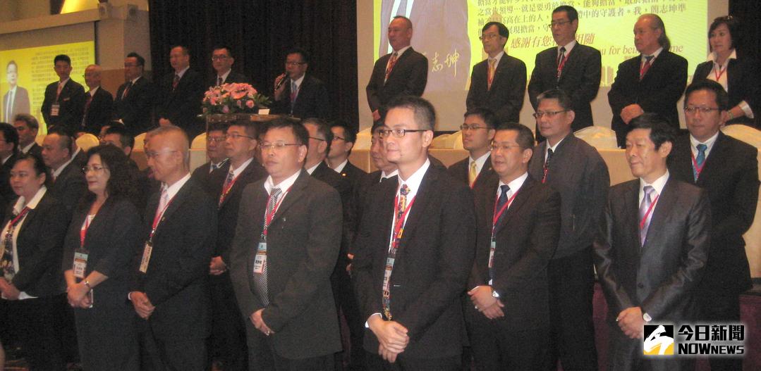 ▲高雄市不動產仲介經紀商業同業公會舉行第3屆第1次會員代表大會，選出新任理事長簡志坤等理監事團隊，以利會務運作。(圖／記者黃守作攝）