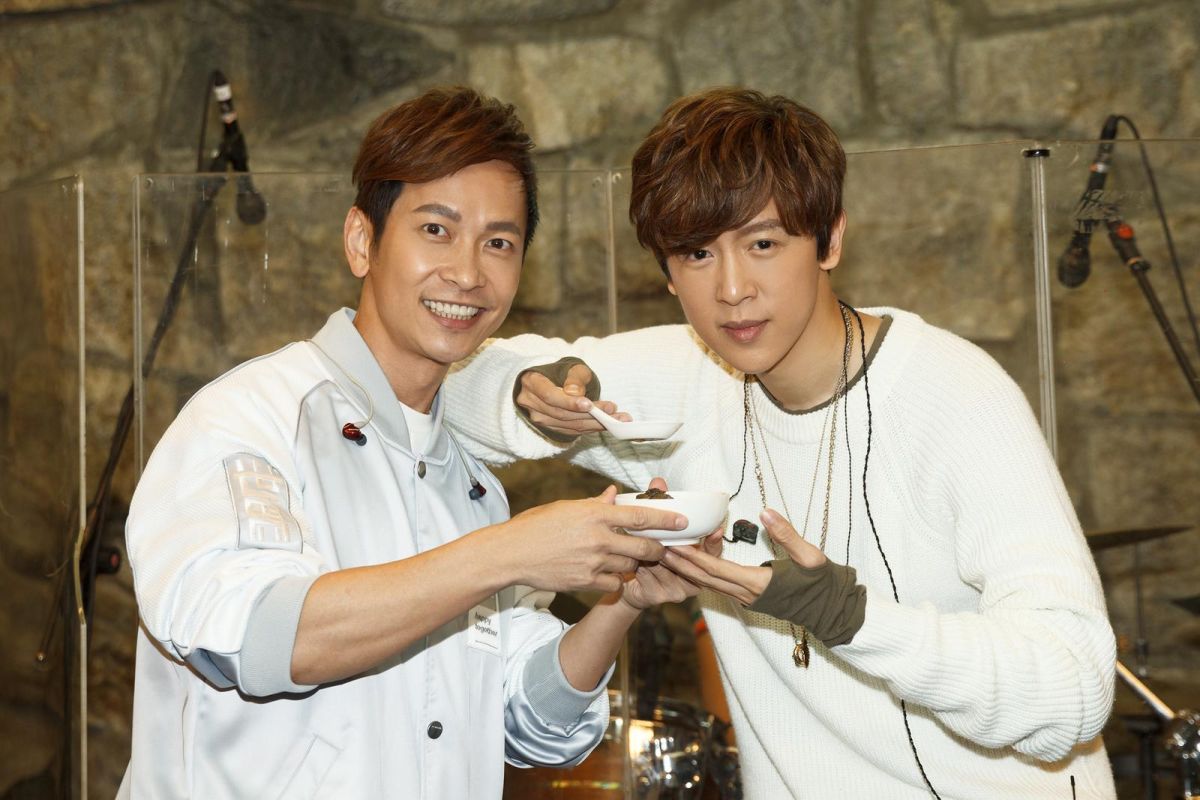 ▲方泂鑌（右）與張智成曾經是室友，而張智成在現場立刻大爆料方泂鑌私下的一面。（圖／海蝶提供 , 2017.11.22）