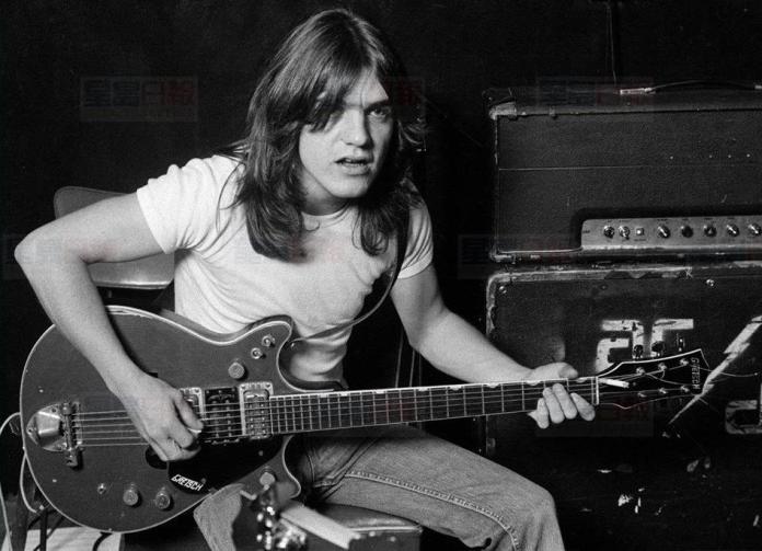 ▲澳洲搖滾樂團AC/DC吉他手麥爾坎楊過世。（圖／翻攝AC/DC臉書，2017.11.19）