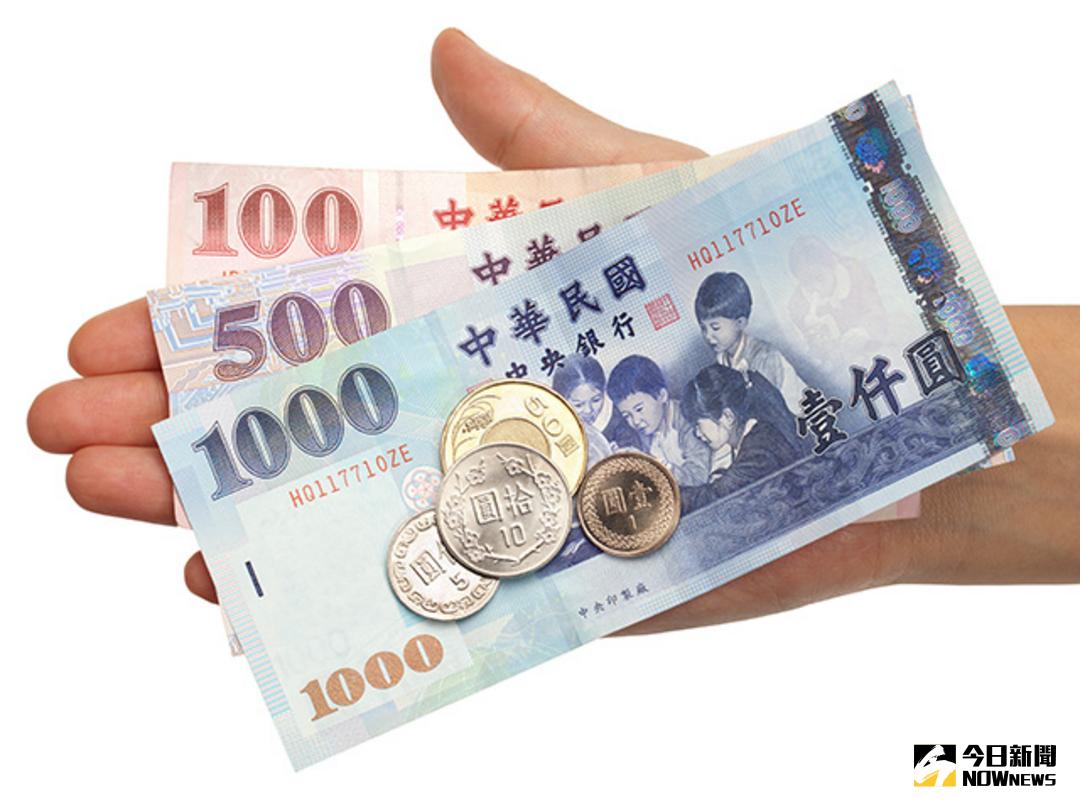 ▲老闆發年終嗎？根據人力銀行調查，截至10月底，仍有近4分之1的企業還在觀望。（圖／NOWnews資料照）