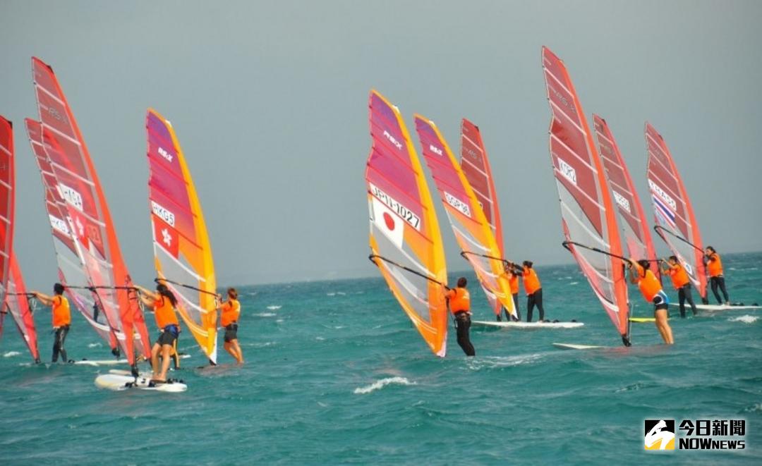 ▲台灣代表隊8名選手都是今年各項風帆比賽前3名的頂尖好手。（圖／記者鄧至傑攝 , 2017.11 16）