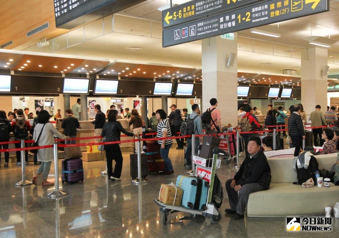 ▲昨\\(13\\)日立院交通委員會審查觀光局107年度預算，綠營立委陳歐珀指出，台灣應考慮實行徵收「出國（觀光）稅」。（圖／NOWnews資料圖片）